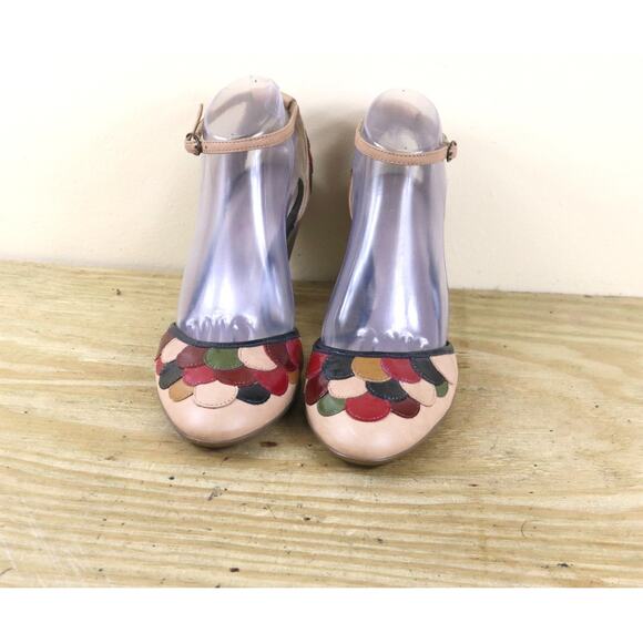 Camper Shoes 40 Womens Multicolor Floral Patent Leather Peacock Heels Pumps boho - Picture 2 of 8